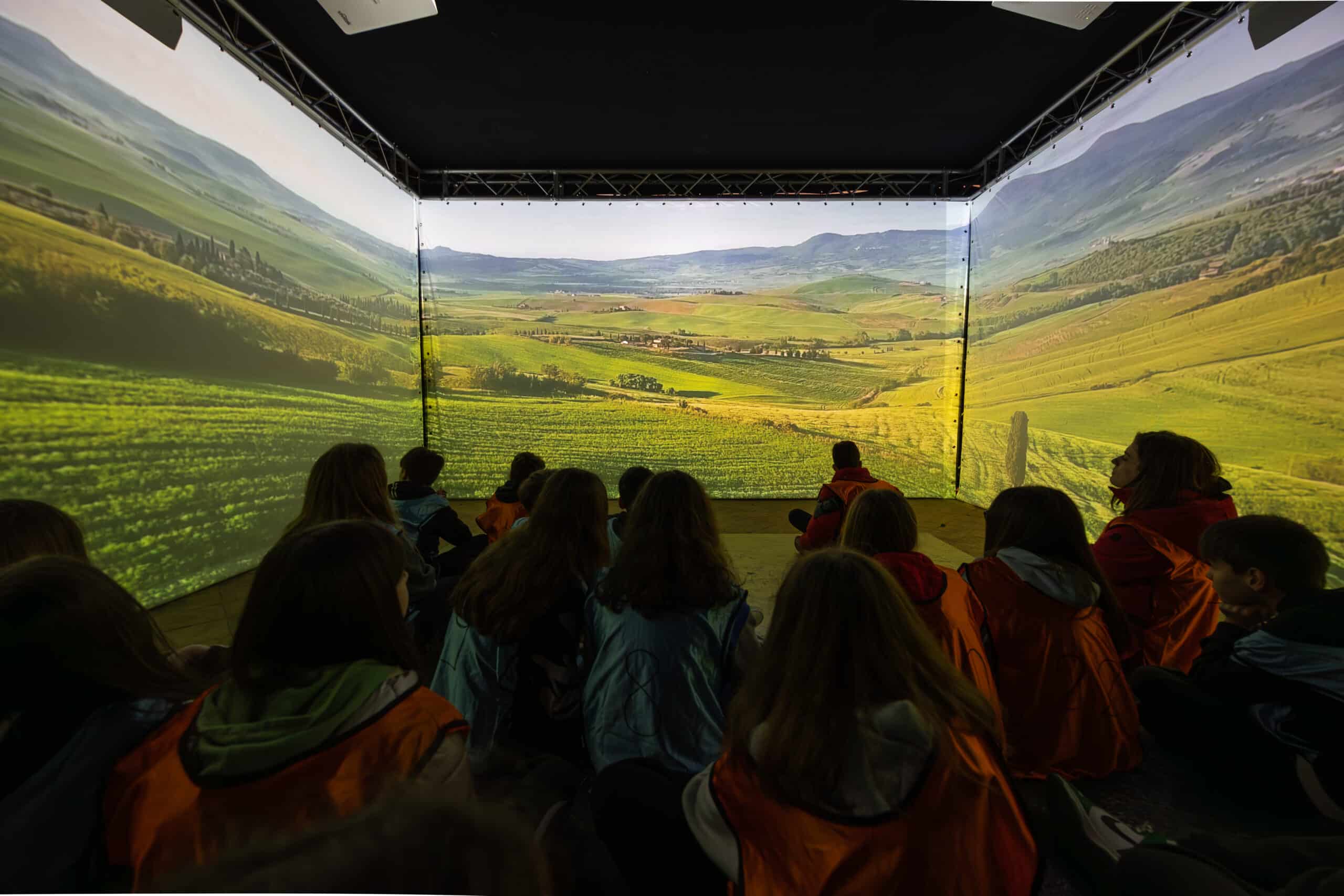 Immagine di progetto "Studenti e cambiamenti climatici: un percorso immersivo e sensoriale" 1